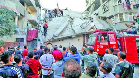 Israeli airstrikes kill 14 in Gaza