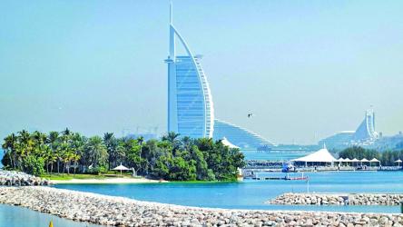 Burj Al Arab  to shut for  18-month refurb