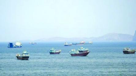 Iran seizes two ships in Hormuz