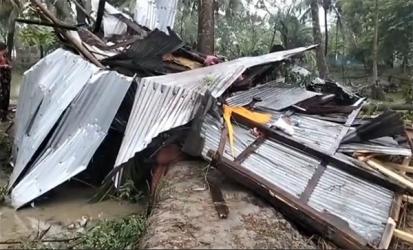 5 houses completely destroyed in Kalapara by Boishakhi storm