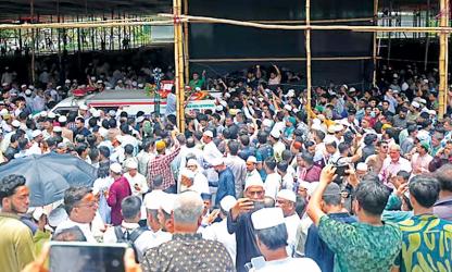 Huge crowd joins Mosharraf Hossain's funeral in Chattogram