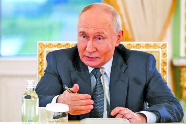 Putin sticks to hardline stance on war in Ukraine