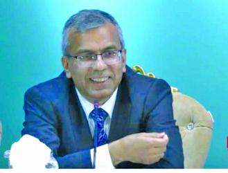 BB Governor pledges swift restructuring  to protect depositors  of combined  Islamic banks