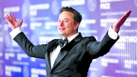 Elon Musk hits trillionaire status