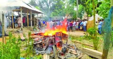 Violence erupts over \'killing of child after rape\' in Lalmonirhat