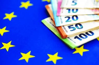 Common Currency in European Union: An Instance of Financial Inclusion for All Countries to Follow