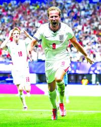 Kane rescues England from DR Congo calamity to reach World Cup last 16