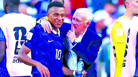Deschamps keeps cool as France survive Paraguay\'s provocation