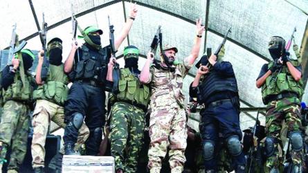  Hamas dissolves Gaza govt, Israel dismisses move as \'stunt\'