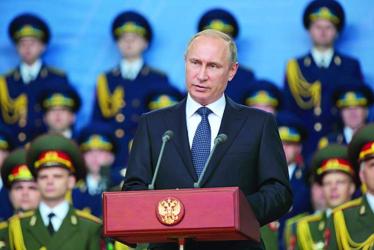 Putin Seeks to Revive Russia\'s Soviet-Era Image, Reports Suggest