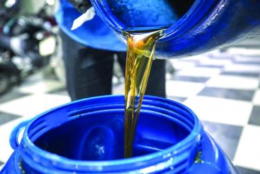 Banning Sale of Edible Oil in Unhygienic Drums Imperative