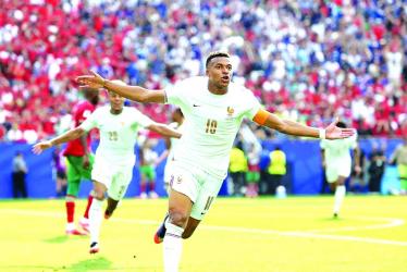 Mbappe, Dembele fire France past Morocco into World Cup semi-finals