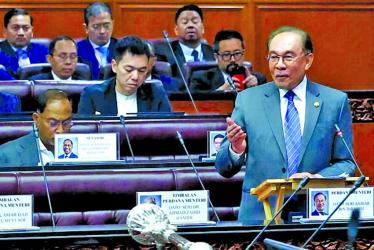 \'Malaysia will  not bow to  pressure over Israeli entry ban\'