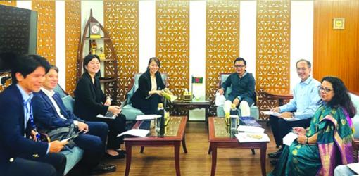 Finance Minister calls for \'out-of-the-box\' governance