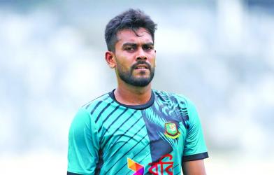Patience paying off as Mehidy changes tactics for Australia
