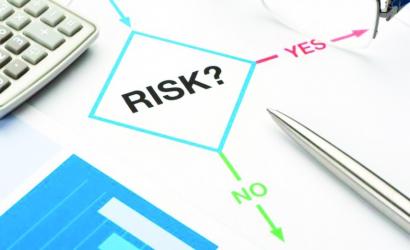 A Rate Cut for a Banking System That  Cannot Price Risk