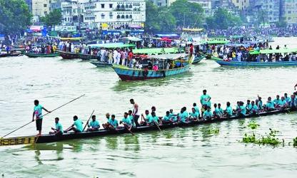Boat race held on Buriganga River