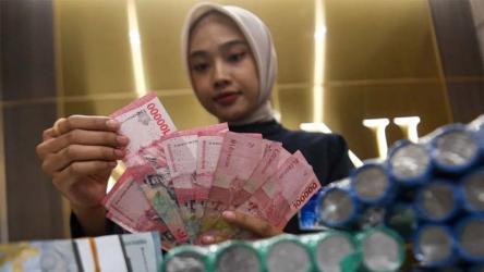 Anarchy and the geoeconomy: How China\'s adjustment impacts Indonesia