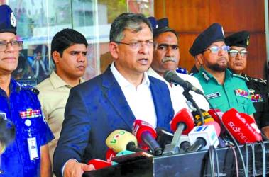 Govt offers up to  Tk 2 lakh for recovery of looted firearms