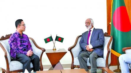 Bangladesh to send two lakh workers to Malaysia  in six months