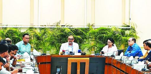 Govt sets out five-year economic vision joining 22 foundations