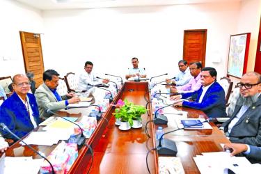 Lake pollution: PM calls for coordinated efforts 