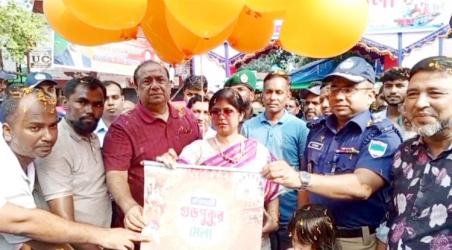 Traditional Gur Pukur Fair resumes in Satkhira 