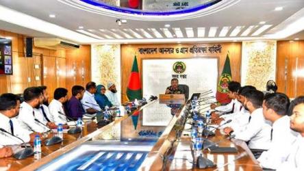 Ansar-VDP Development Bank Chairman Conducts Special Training Session for Newly Appointed Senior Officers