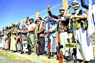Houthis claim strikes on Aden, Riyadh airports