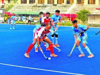 Wanderers Club and Farashganj post win in 1st Div. Hockey