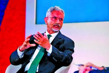 India\'s top diplomat encouraged by US talks, defends Russia ties