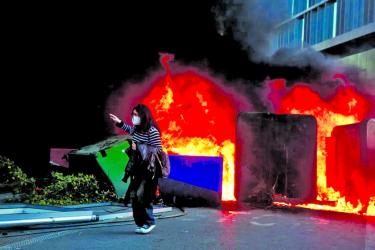 Student protest in Albania turns violent