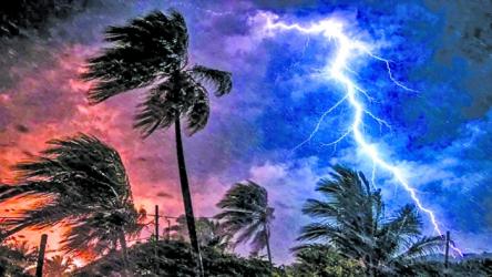 Tragedy in Pabna: Lightning strike kills  6, injures 2