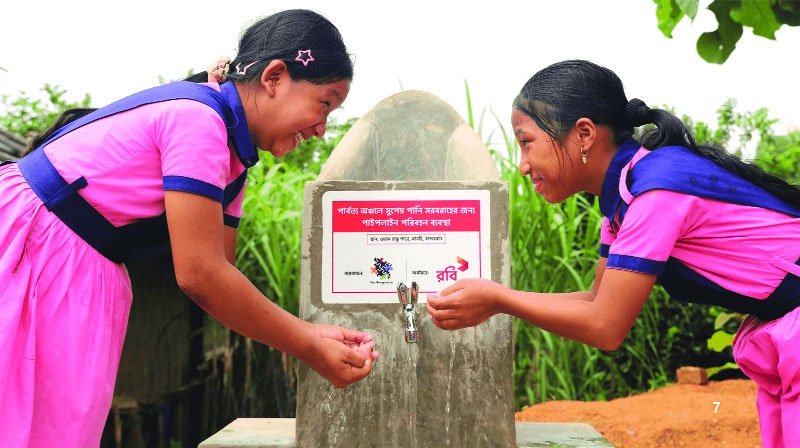 Robi brings safe  drinking water to  Bandarban remote area