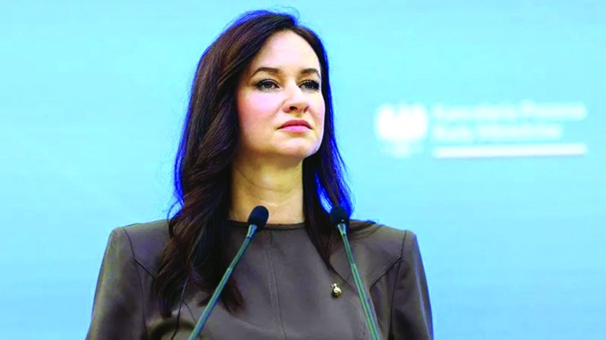 I visited a book fair paragraph image