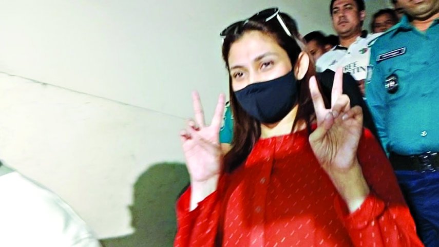 Mehazabien issues statement over case