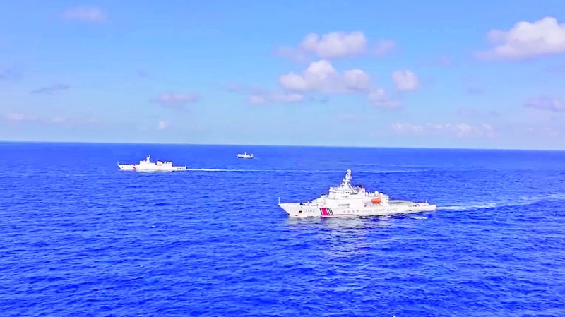 China enhances military patrols  in territorial waters