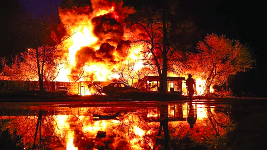 Russian strikes kill 17 across Ukraine