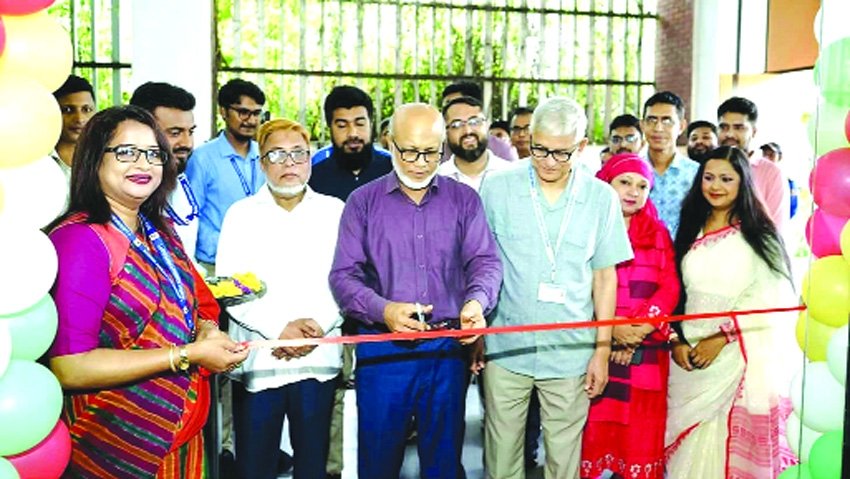 Bangladesh University organizes admission fair