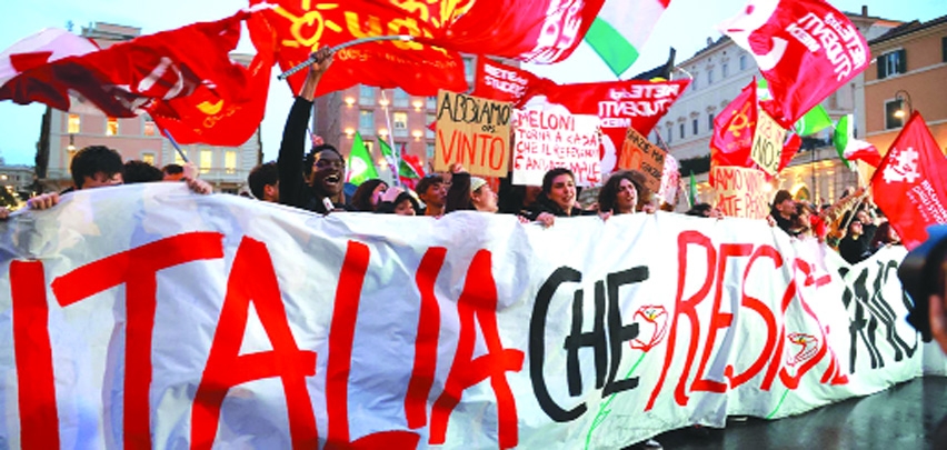 Italian government faces troubled situation after losing referendum