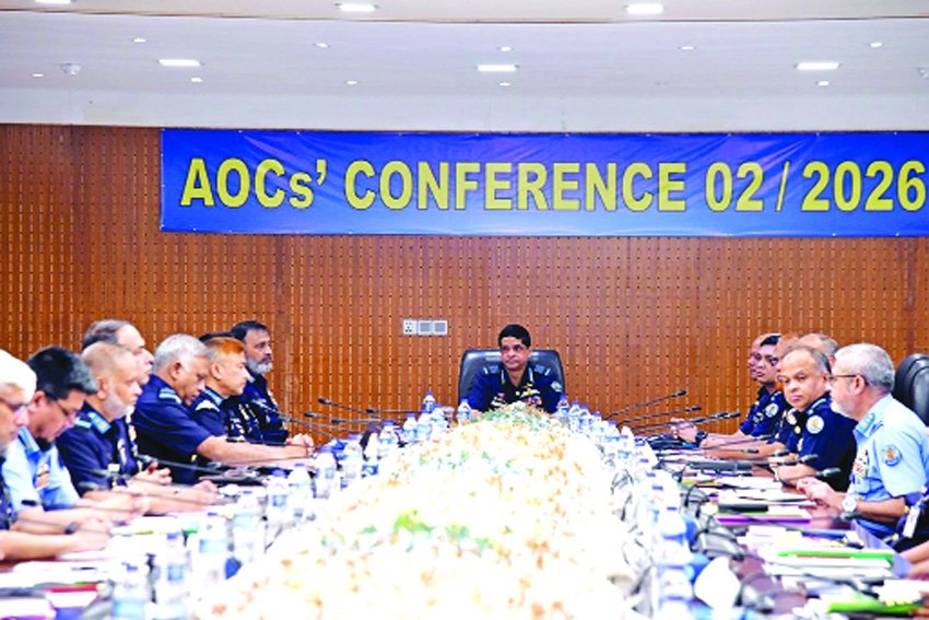 Air chief calls for enhancing professional skills to face 21st  century challenges