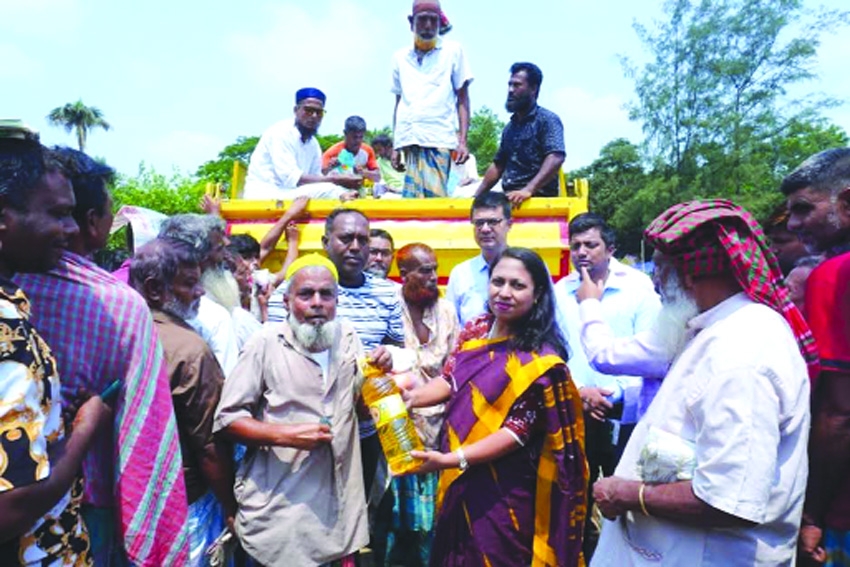 TCB truck sale begins in Sherpur ahead of Eid-ul-Azha 