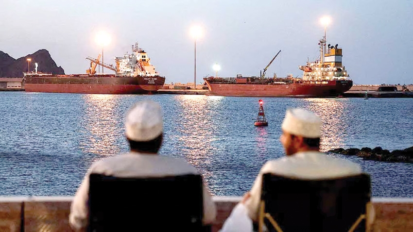 Iran allows Chinese ships to pass Hormuz