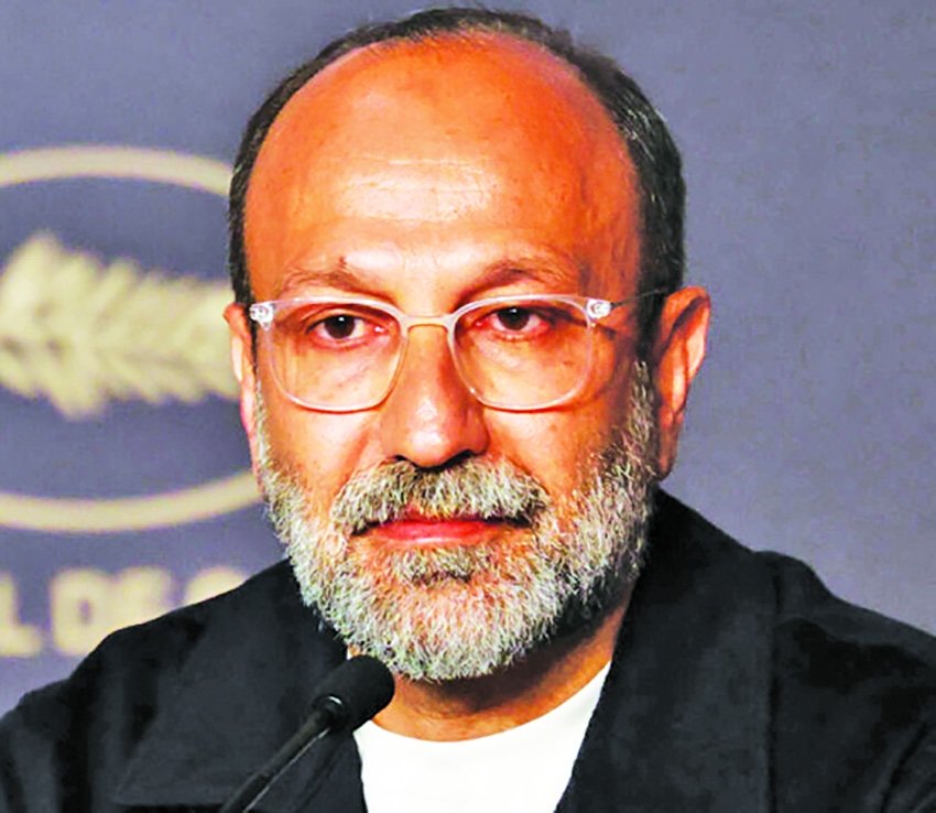 Cannes: Iranian director Farhadi condemns both US-Israeli attacks, crackdown on protesters