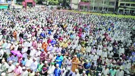 Thousands attend Nurul Majid\'s funeral prayer 