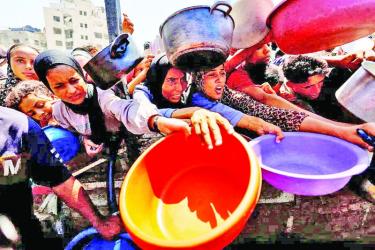 \'Food supply improving in Gaza\'