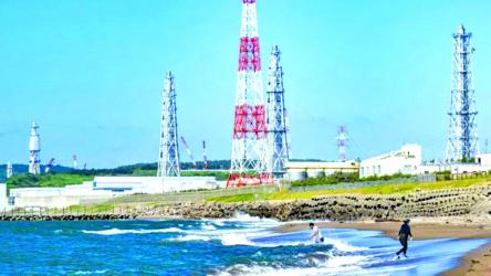 Japan restarts world's largest nuclear plant as Fukushima memories loom large