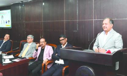 \'Objective data key to free flow of information\'